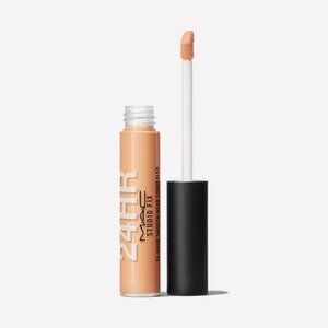 M.A.C Studio Fix 24-Hour Smooth Wear Concealer - NC38